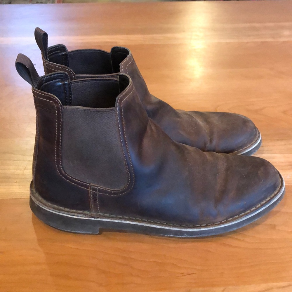 Men’s women’s Clark’s Chelsea boot size 8.5/10